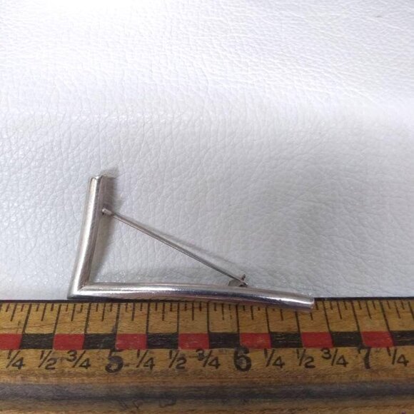 Check Mark Weird Shape Silver Broach different elegant vote ski slope Pinback - Picture 5 of 5
